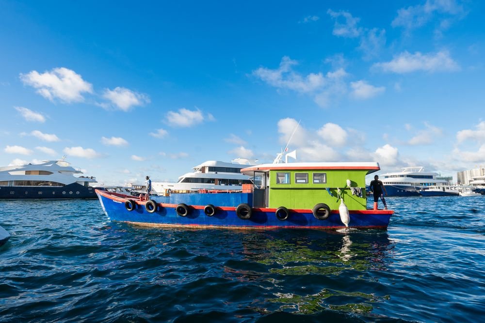 Barco de pesca local en Maldivas